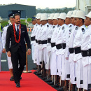 Kronprins Haakon inspiserer et æreskompani under velkomstseremonien. Foto: Sven Gj. Gjeruldsen, Det kongelige hoff
